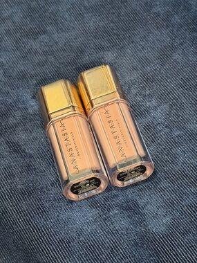 Anastasia Beverly Hills- Peachy Nude Lip Velvet & Softy Lip Velvet